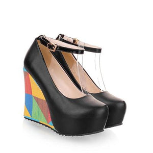 Ladies wedge heel shoes