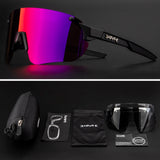 Photochromic Cycling Glasses